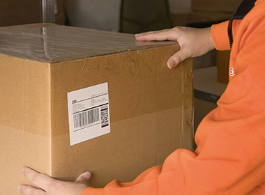 We check the packaging to meet the strict acceptance standards of FBA warehouses